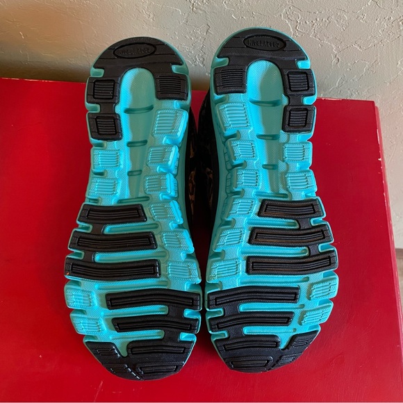 Crazy Train Leopard Turquoise Blue Black Tennis Shoes Lace Up Size 9 Sneakers - Picture 9 of 12